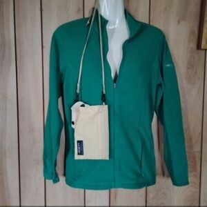 L.L. Bean Green Jacket #FREE Cream CROSSBODY Pouch